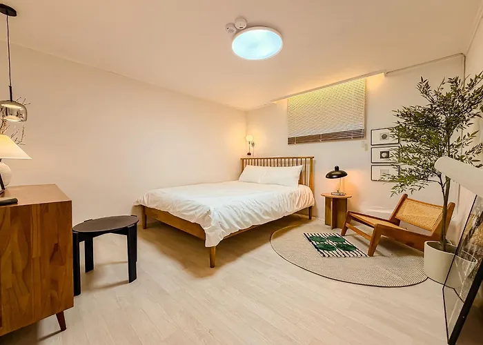 Apartamento Yeonhui Near Hongdae & Itaewon *